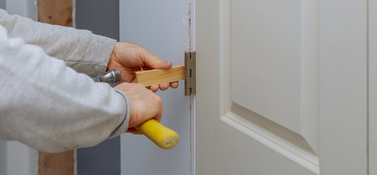 fiberglass entry door repair in Vineyard